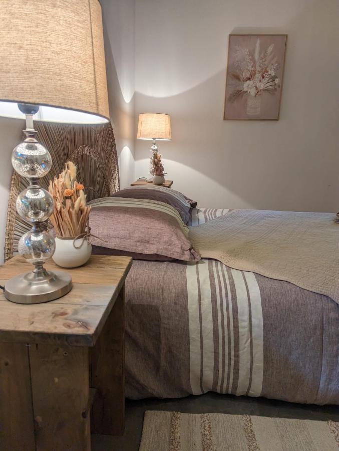 Maison Pimoli : Chambre Garance Сустон Экстерьер фото